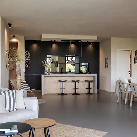 My Summer Lakeside With Pool And Hot Tub * Μπαρντολίνο