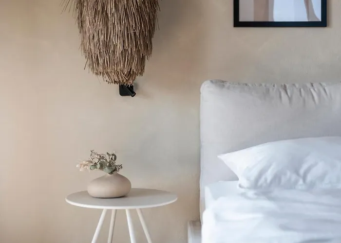 My Summer Lakeside With Pool And Hot Tub Βίλα Μπαρντολίνο