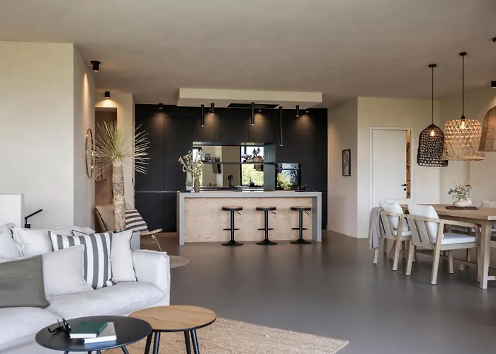 My Summer Lakeside With Pool And Hot Tub * Μπαρντολίνο