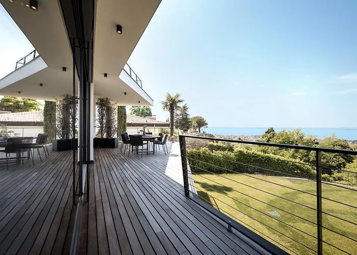 My Summer Lakeside With Pool And Hot Tub Βίλα *