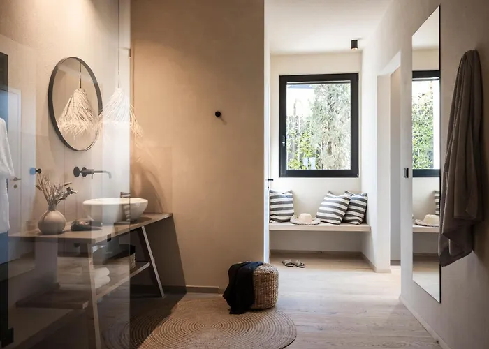 Βίλα My Summer Lakeside With Pool And Hot Tub Μπαρντολίνο